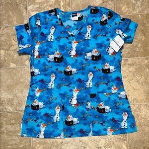 NWT Disney Frozen II Olaf Blue Scrub Top